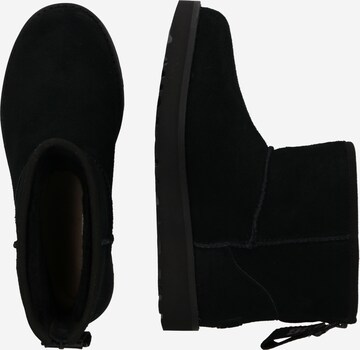 UGG - Botas en negro