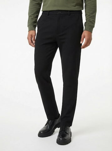 TRAPP Tapered Pants in Black: front