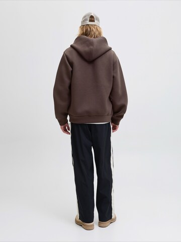 JACK & JONES Sweat jacket in Brown