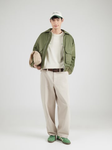 T-Shirt 'WELLNESS DESTINATIONS' Abercrombie & Fitch en gris