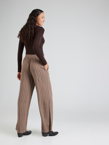 PIECES - Pierna ancha Pantalón 'PCPIA' en marrón