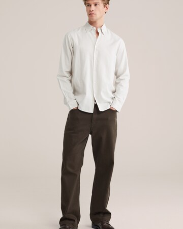 WE Fashion Средняя посадка Рубашка в Бежевый