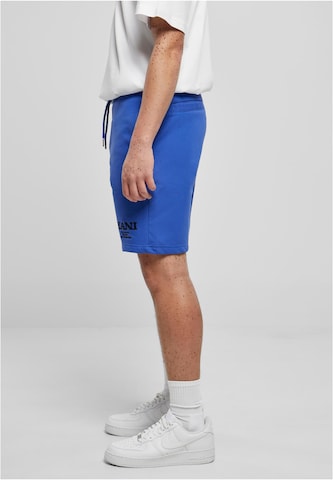 regular Pantaloni di Urban Classics in blu