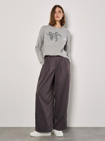 Pull-over ' ' Apricot en gris