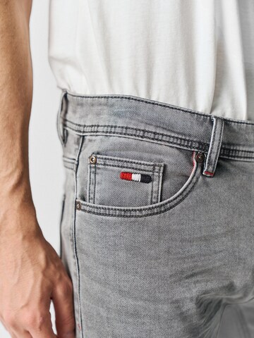 regular Jeans di KOROSHI in grigio