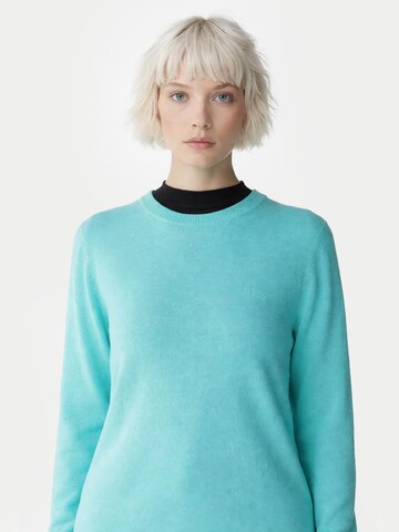 GOBI Cashmere Trui 'Women's Essential Cashmere Crewneck Sweater' in Blauw