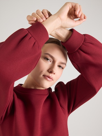 Robe 'Eileen' ABOUT YOU en rouge