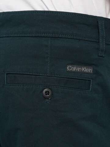 Calvin Klein Jeans Свободный крой Брюки-чинос '90S' в Синий