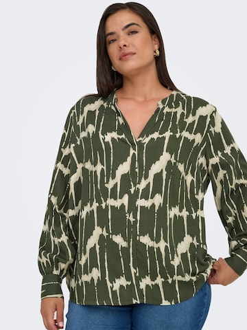 Camicia da donna 'CARJUNIA' di ONLY Carmakoma in verde