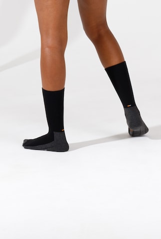 camano Athletic Socks in Black