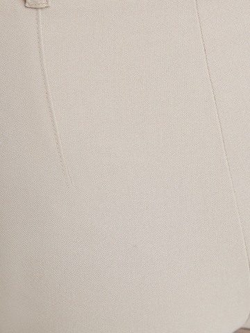 Loosefit Pantalon à plis Bershka en beige