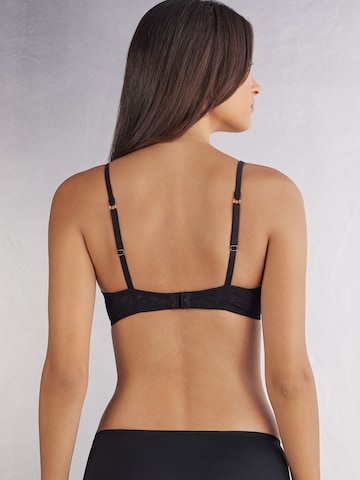 INTIMISSIMI T-shirt Bra in Black