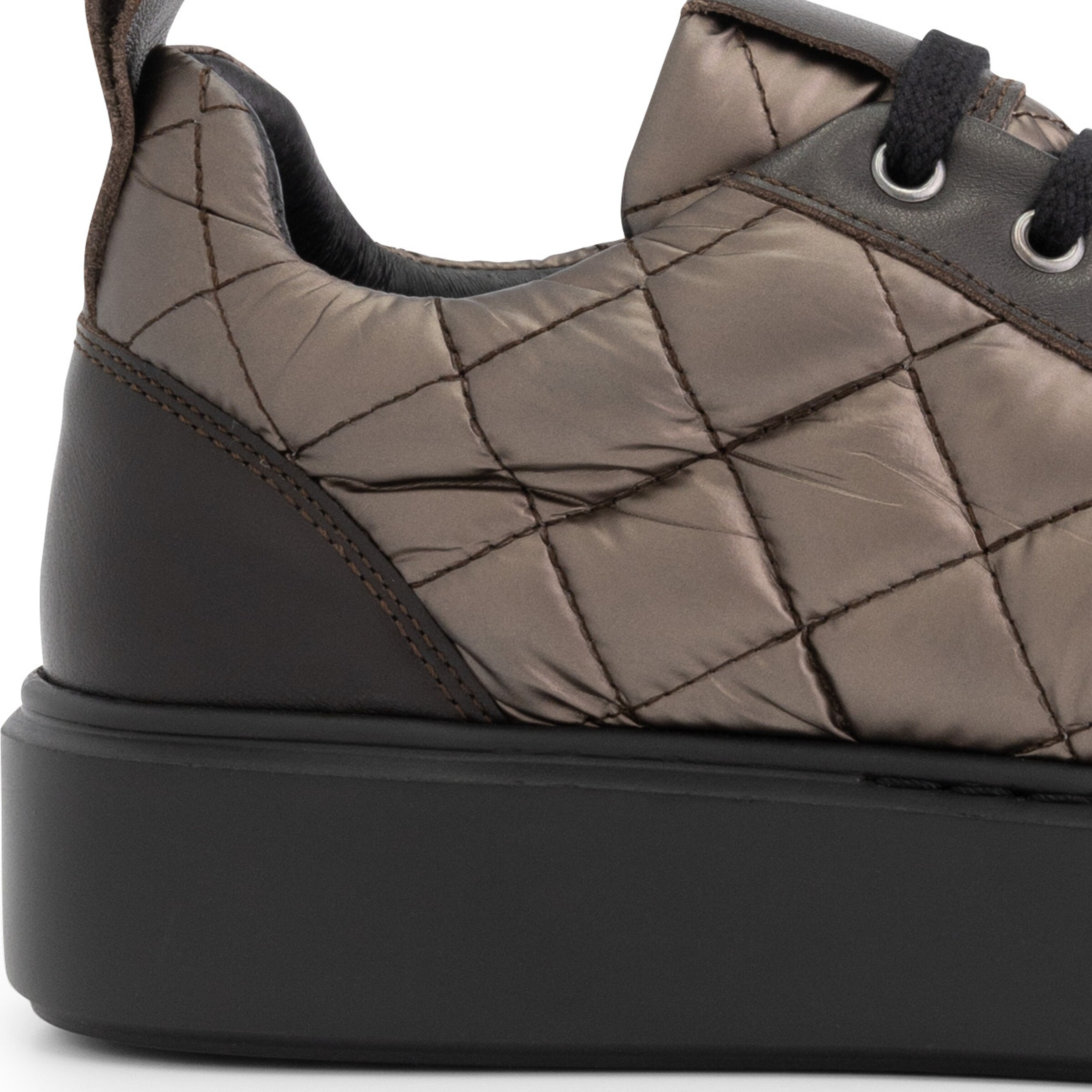 Mysa Sneaker  'Lanthe' in Bronze