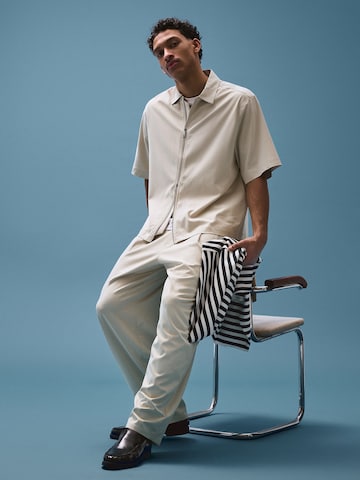 Bershka Baggy Nadrág - szürke