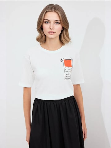 Bigdart Shirt in White