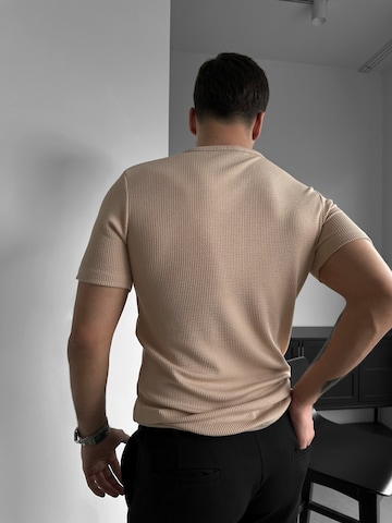 T-Shirt 'Slim Fit Button T-shirt - Cream' Kleidermafia en beige
