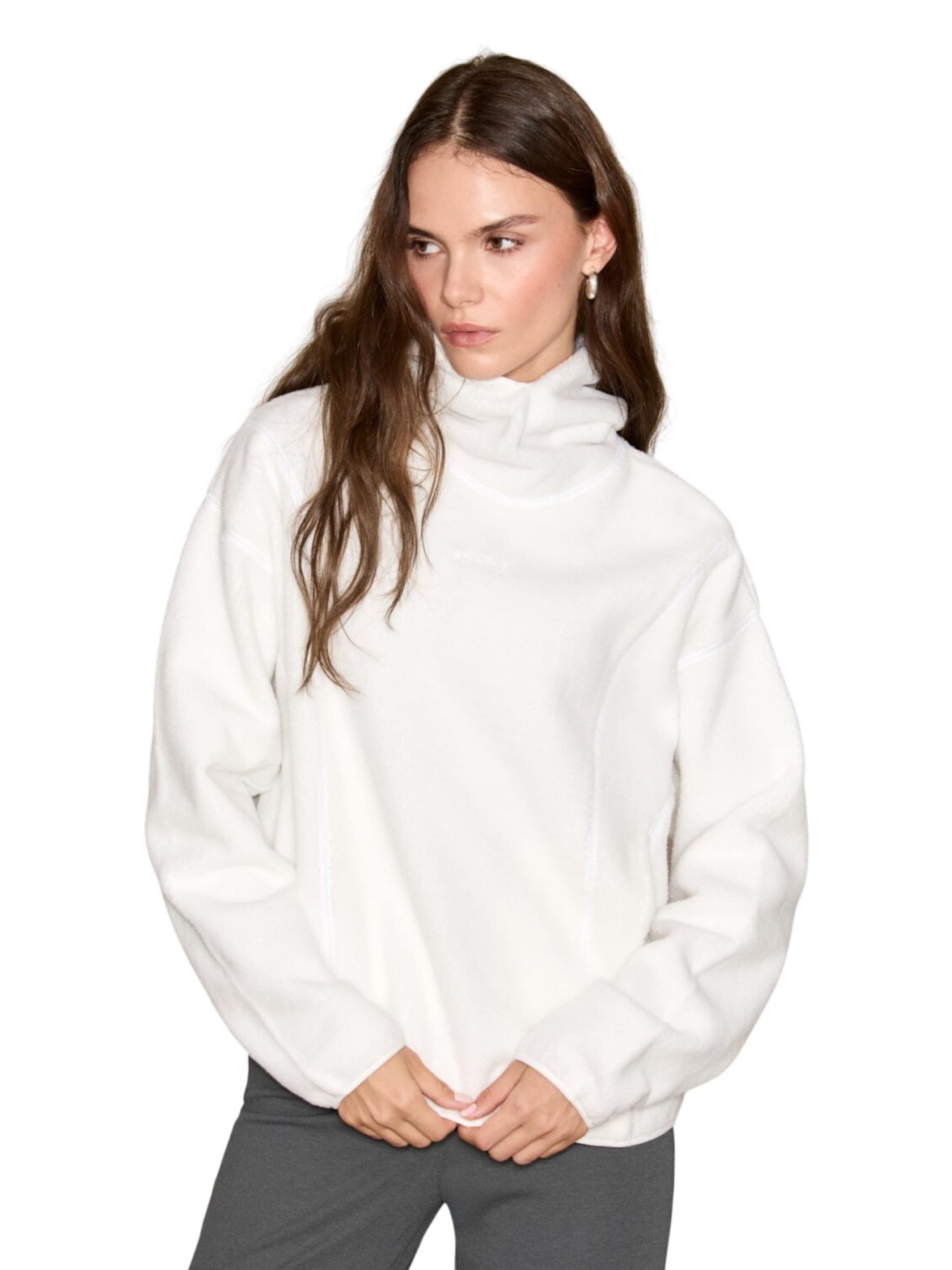 Grimelange Sweater in Beige: front