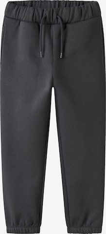 NAME IT - Pantalón en gris: frente