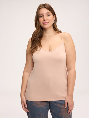 Top di Fiorella Rubino in rosa