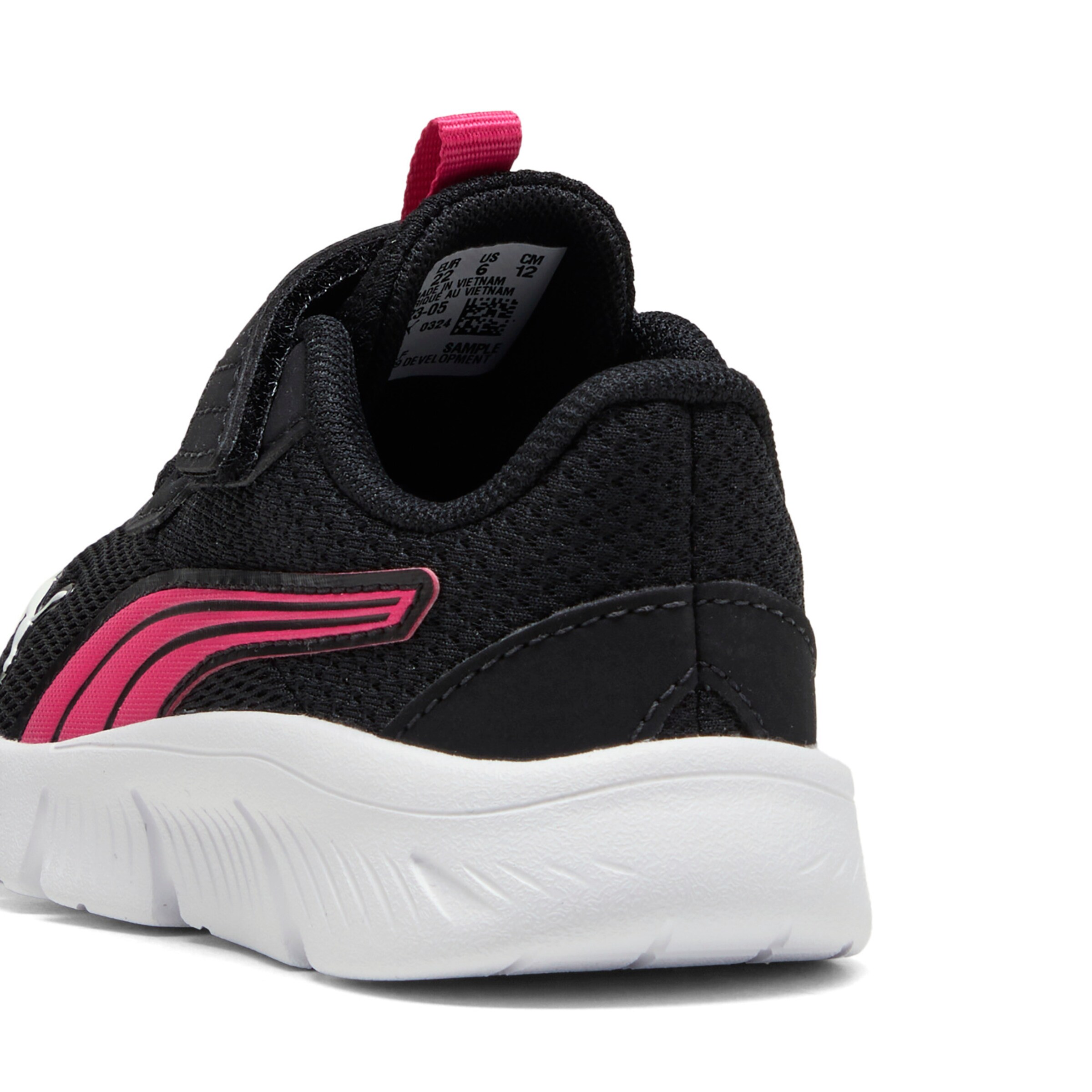 PUMA Sneakers in Black