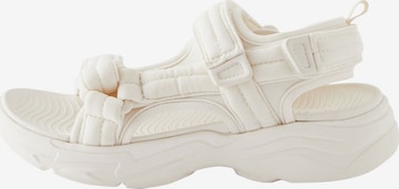 balta Next Sandalai: priekis