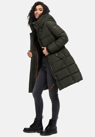 Cappotto invernale 'Yuikoo' di MARIKOO in verde
