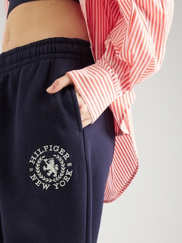 Effilé Pantalon TOMMY HILFIGER en bleu