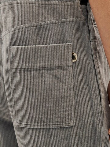 Thinking MU - Loosefit Peto 'Luz' en gris