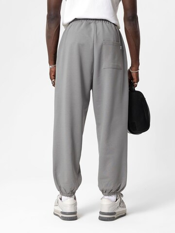 Regular Pantalon 'Killeen' VAMOS CLO en gris