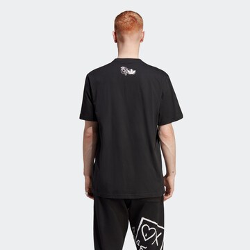 ADIDAS ORIGINALS Тениска 'Graphics Hack The Elite' в черно