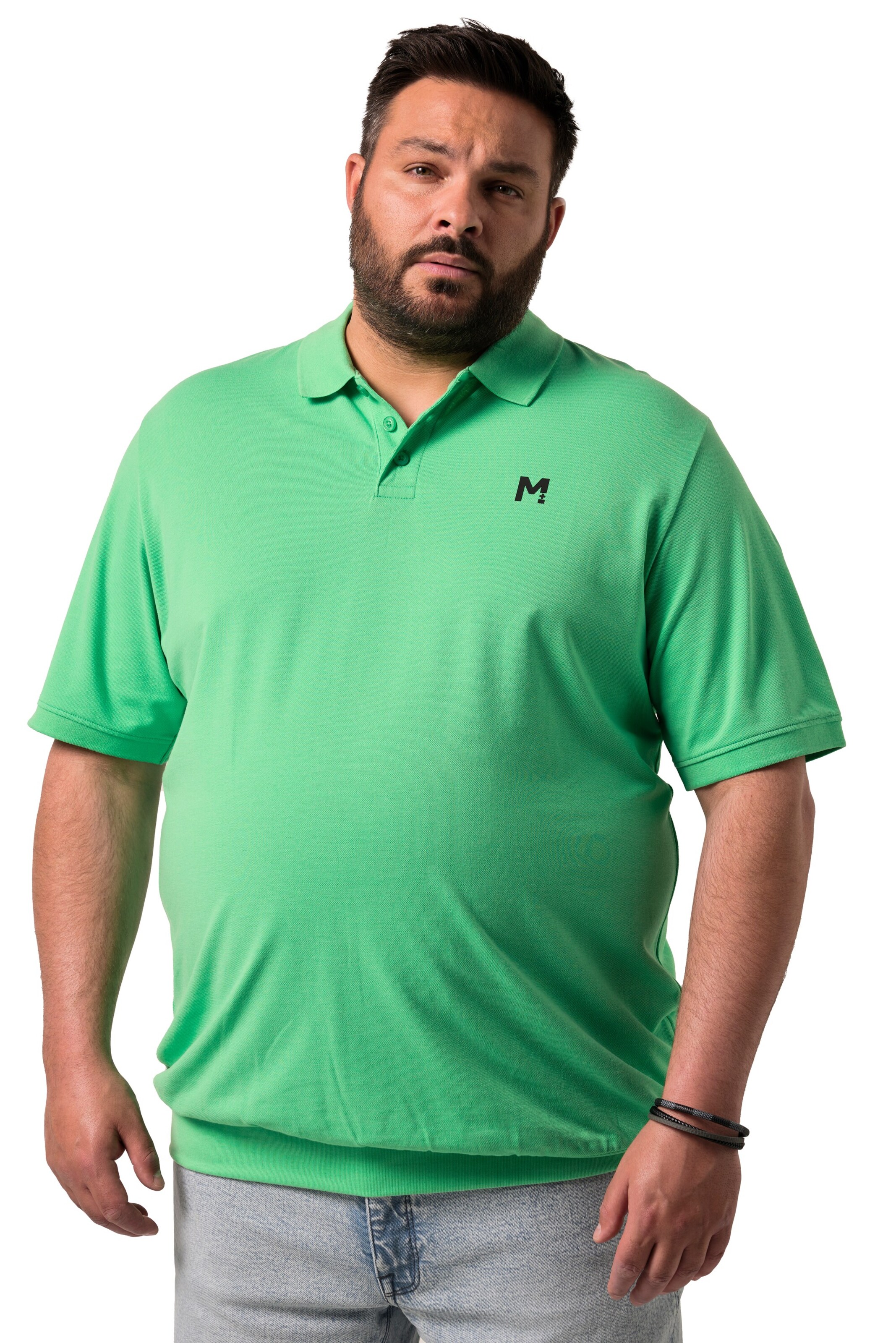 Men Plus Shirt in Green: front