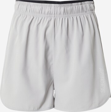 Hummel Regular Sportshorts 'Vital' in Grau: predná strana