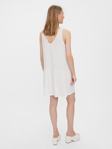 VERO MODA Kleid 'ULJAJUNE' in Weiß