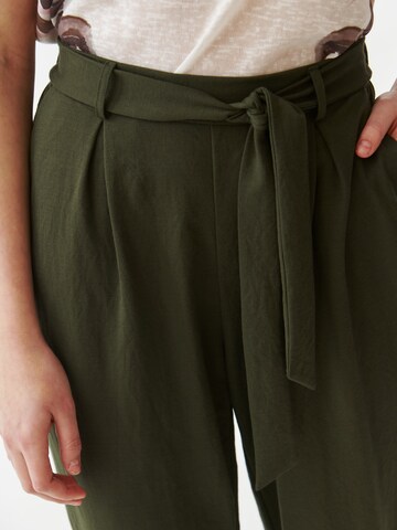 TATUUM Regular Bundfaltenhose 'Zamiria' in Grün
