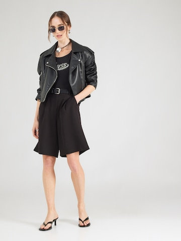 GUESS Top – černá
