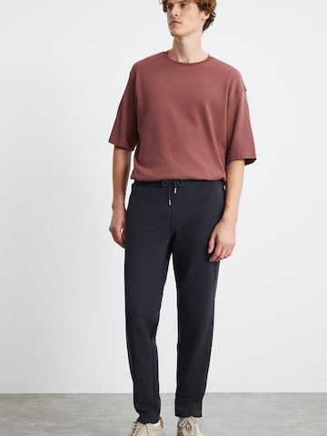 Grimelange Regular Trousers in Grey