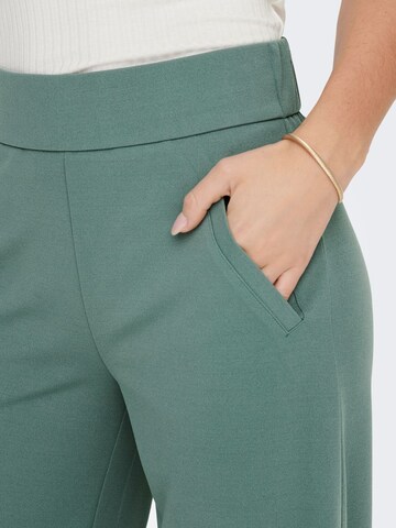 Wide leg Pantaloni di JDY in verde