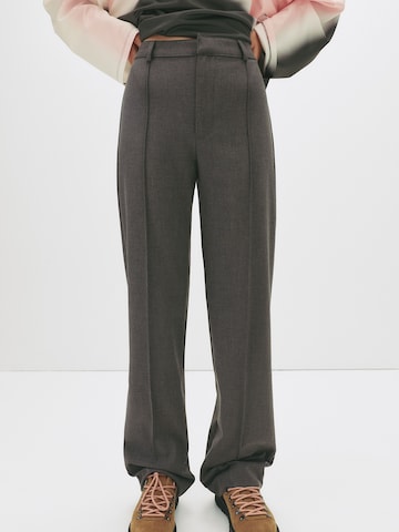 Regular Pantalon Pull&Bear en gris : devant