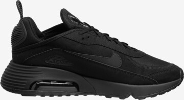 Nike Sportswear Platform trainers in Black