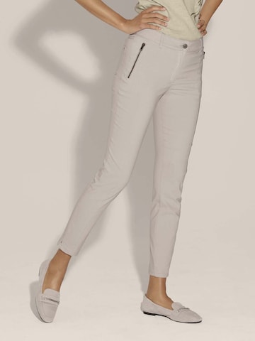 MADELEINE Skinny Broek in Beige: voorkant