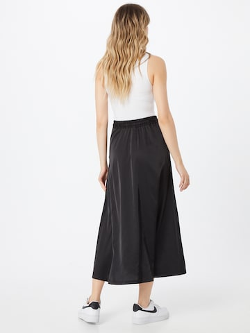 Urban Classics Skirt in Black