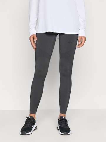 NIKE Skinny Παντελόνι φόρμας σε γκρι: μπροστά