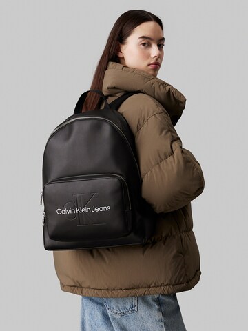 Calvin Klein Jeans Rucksack in Schwarz: Vorderseite