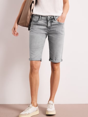 STREET ONE Slim fit Jeans 'Jane' in Blue: front