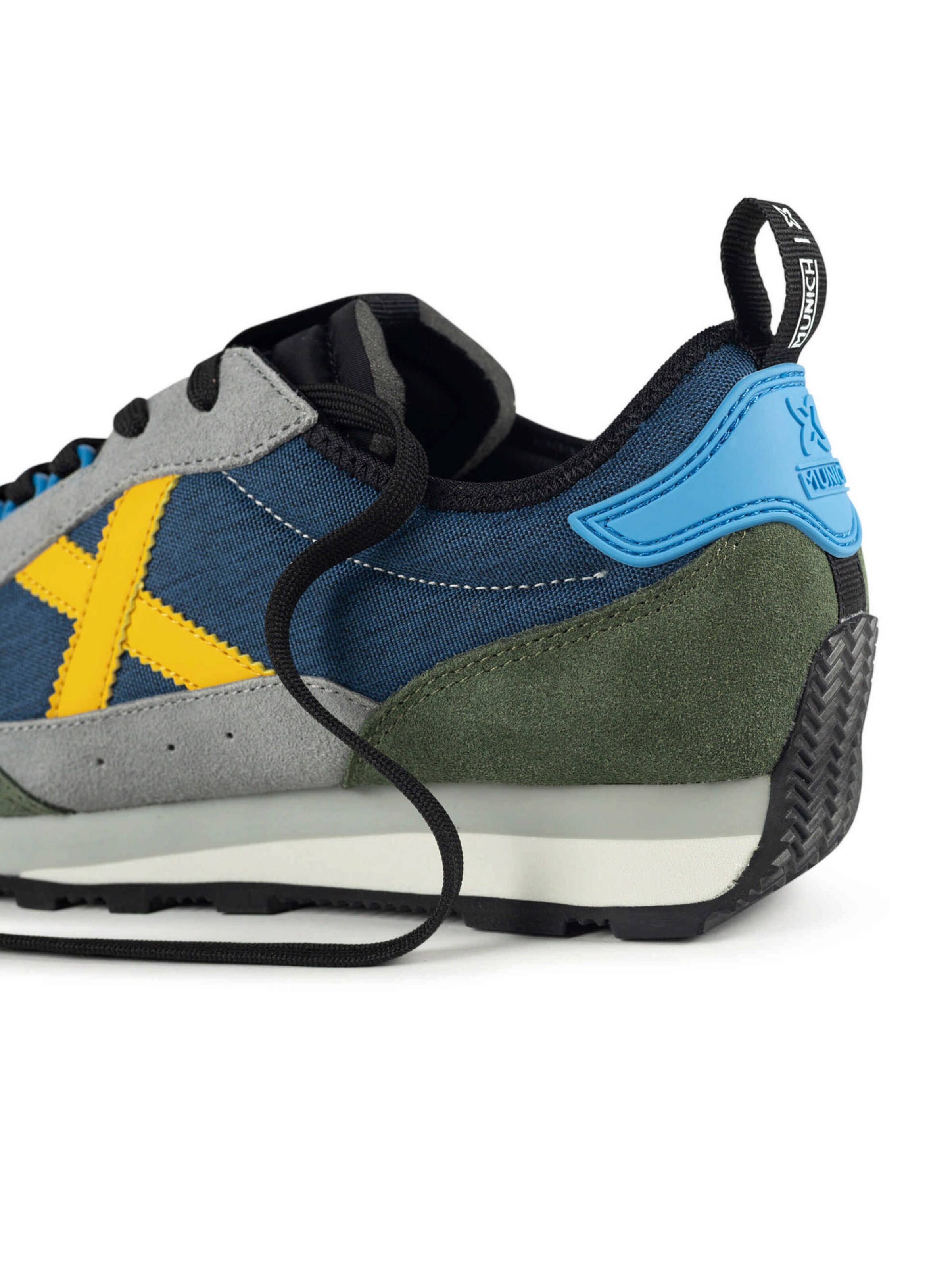 MUNICH Sneakersy niskie 'Um' w kolorze niebieski