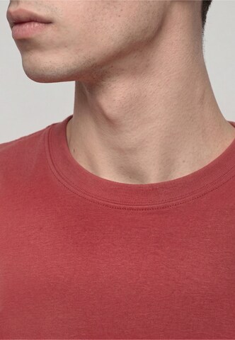 DEF - Camiseta en rojo