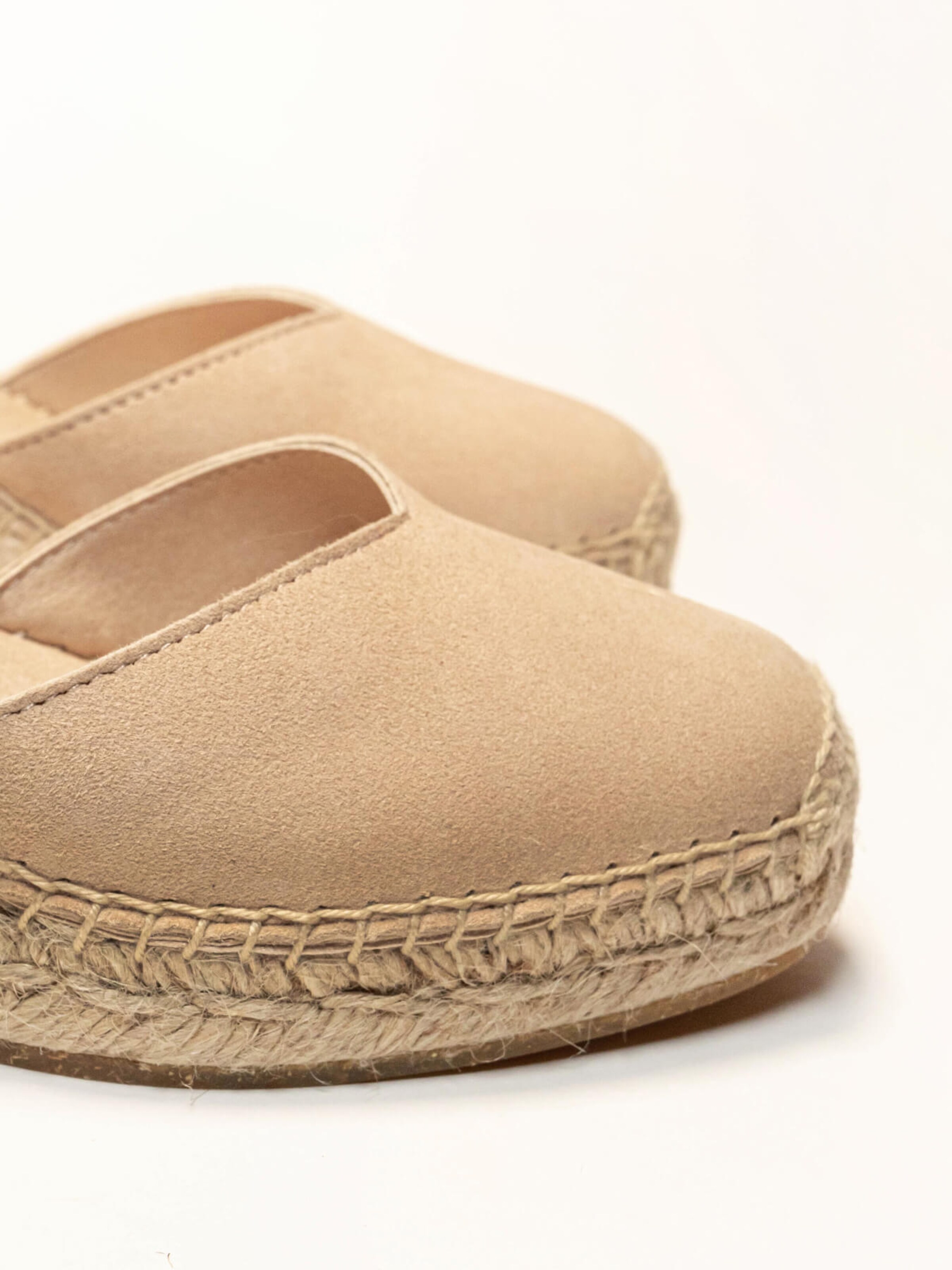 Sandalo 'Alpargata Cuña 7 cm' di Alhamas in beige
