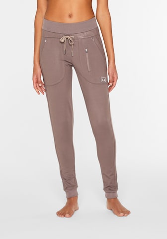 Coupe slim Pantalon de sport LASCANA ACTIVE en beige : devant