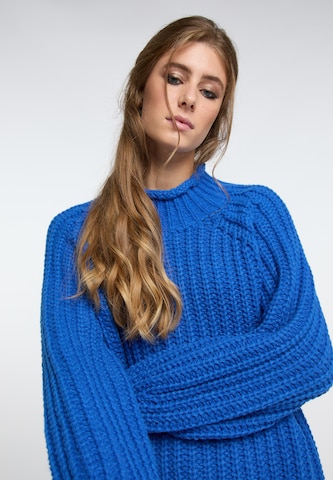 IZIA - Pullover em azul