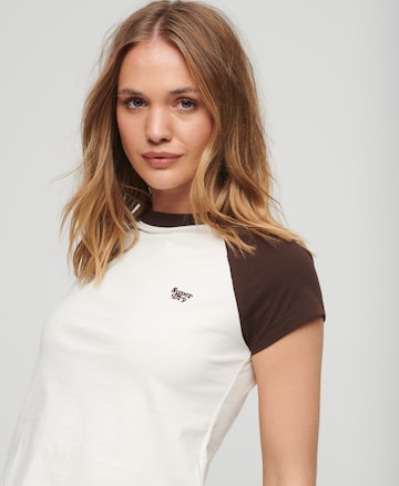 Superdry T-Shirt 'Essential' in Braun